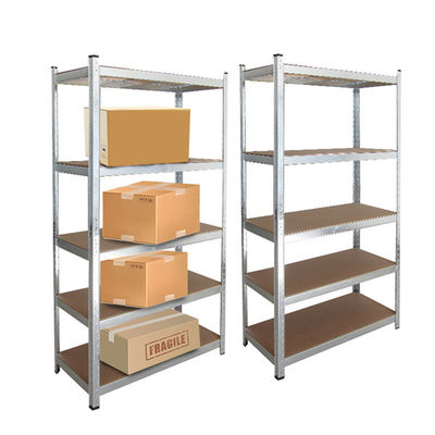 Garagem arquivando resistente do sistema de Boltless das séries da cremalheira 5 do armazenamento de 900*450*1800 Boltless